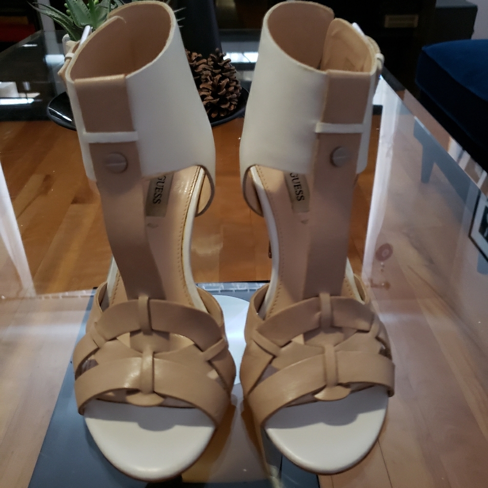 High heels Guess shoes